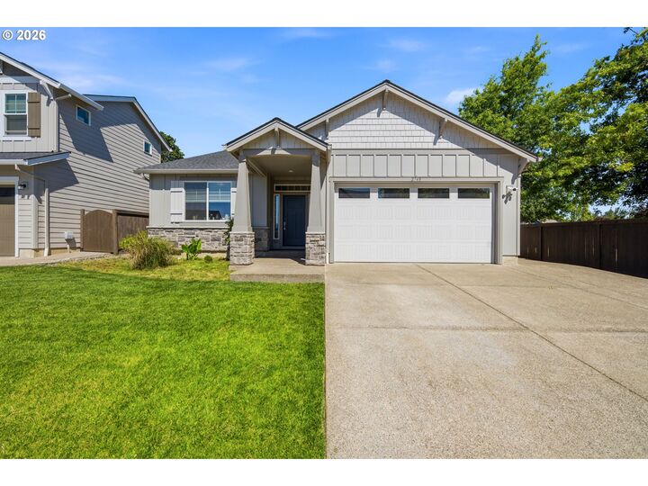Property Photo: 2748 NW William Dr OR 97128