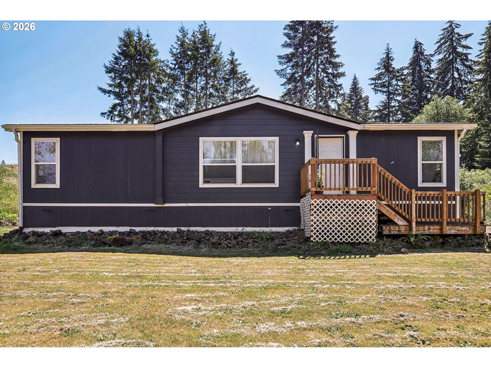 Property Photo: 104 S Goble Creek Rd WA 98626