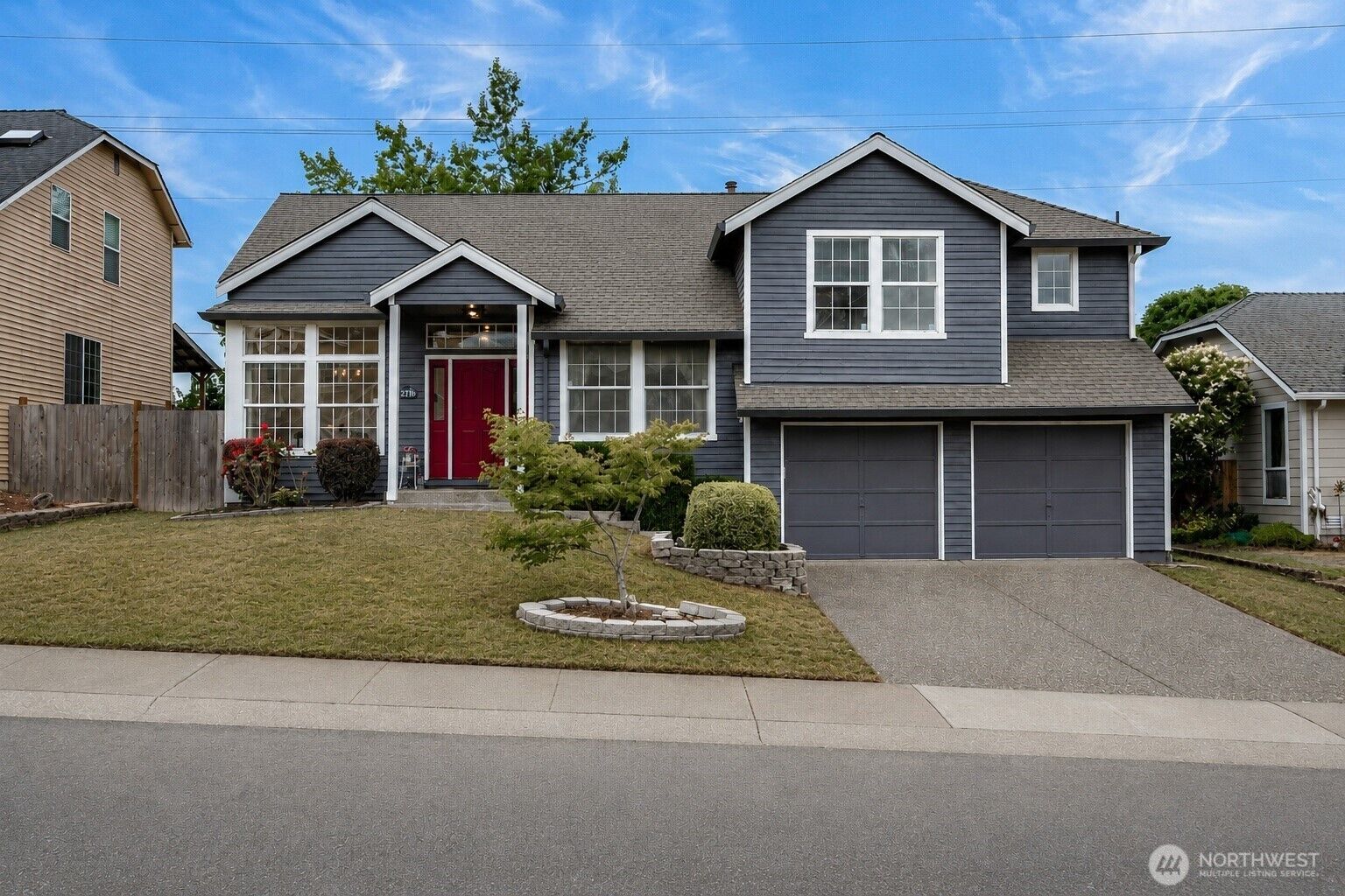 Property Photo: 32719 20th Avenue SW WA 98023