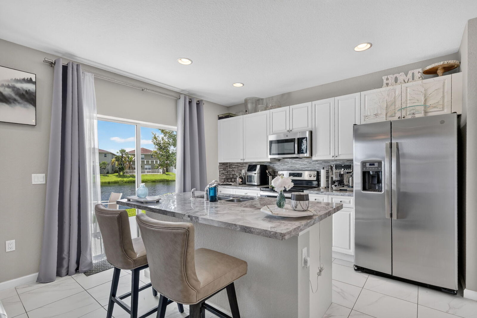 Property Photo: 2521 NW Treviso Circle FL 34986