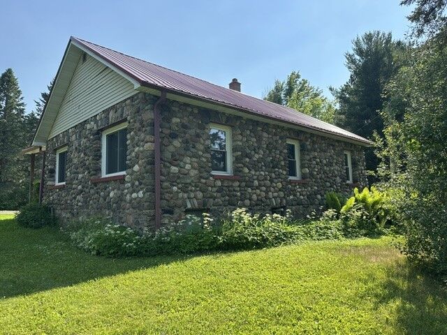Property Photo: 6901 N Zett Road WI 54896