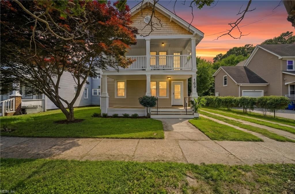 Property Photo:  169 D View Ave  VA 23503 