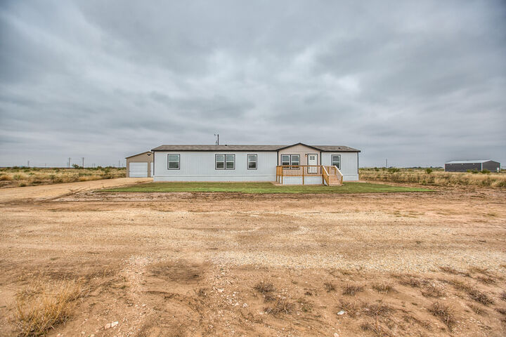 Property Photo:  2088 W Fm 2105  TX 76901 