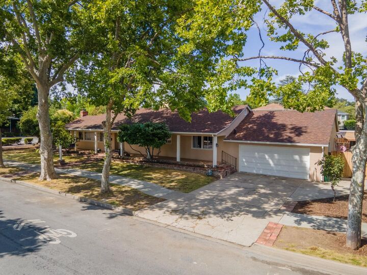Property Photo: 101 King Street CA 94062