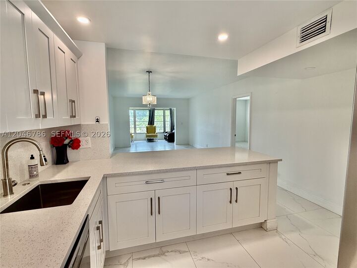 Property Photo: 14790 Bonaire Blvd 202 FL 33446