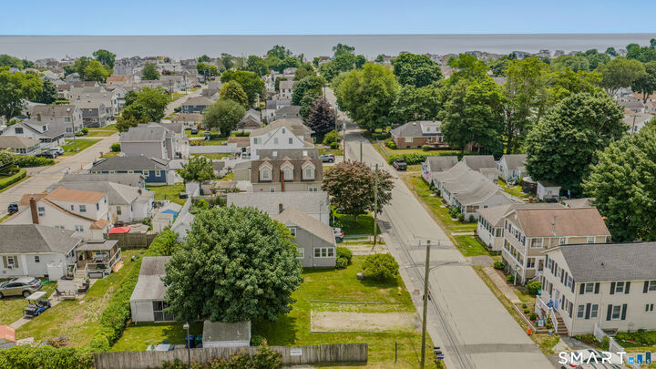 Property Photo:  8 &Amp 10 Swan Avenue  CT 06371 