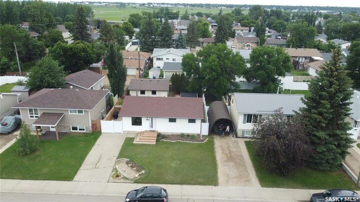 Property Photo:  1538 Smith Street  SK S6H 6V8 