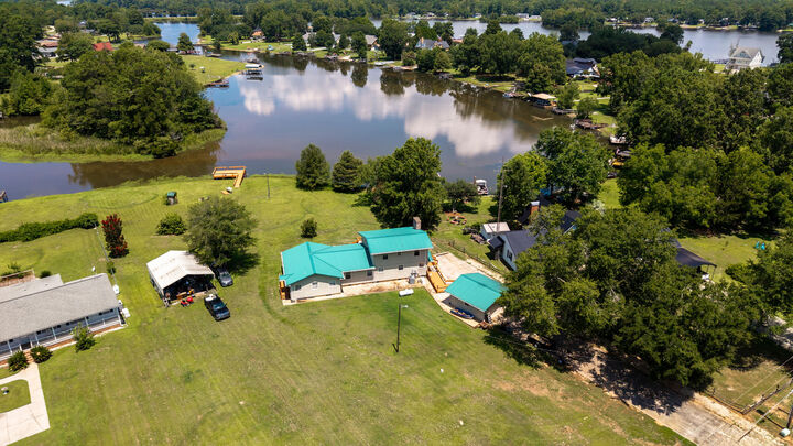 Property Photo: 1295 Benbow Drive SC 29148