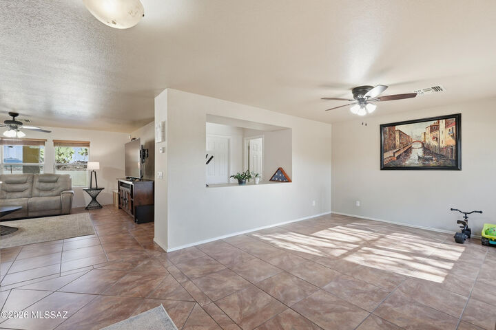 Property Photo: 13726 E Shadow Pines Lane AZ 85641