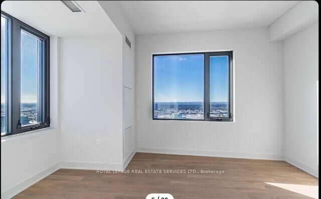 Property Photo: 2920 Highway 7 Boulevard 3605 ON L4K 0P4