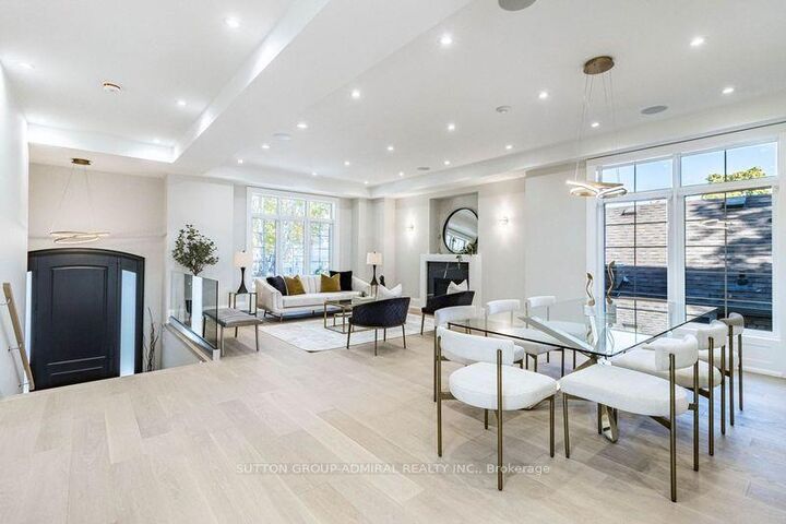 Property Photo: 25 Yorkview Drive ON M8Z 2G1