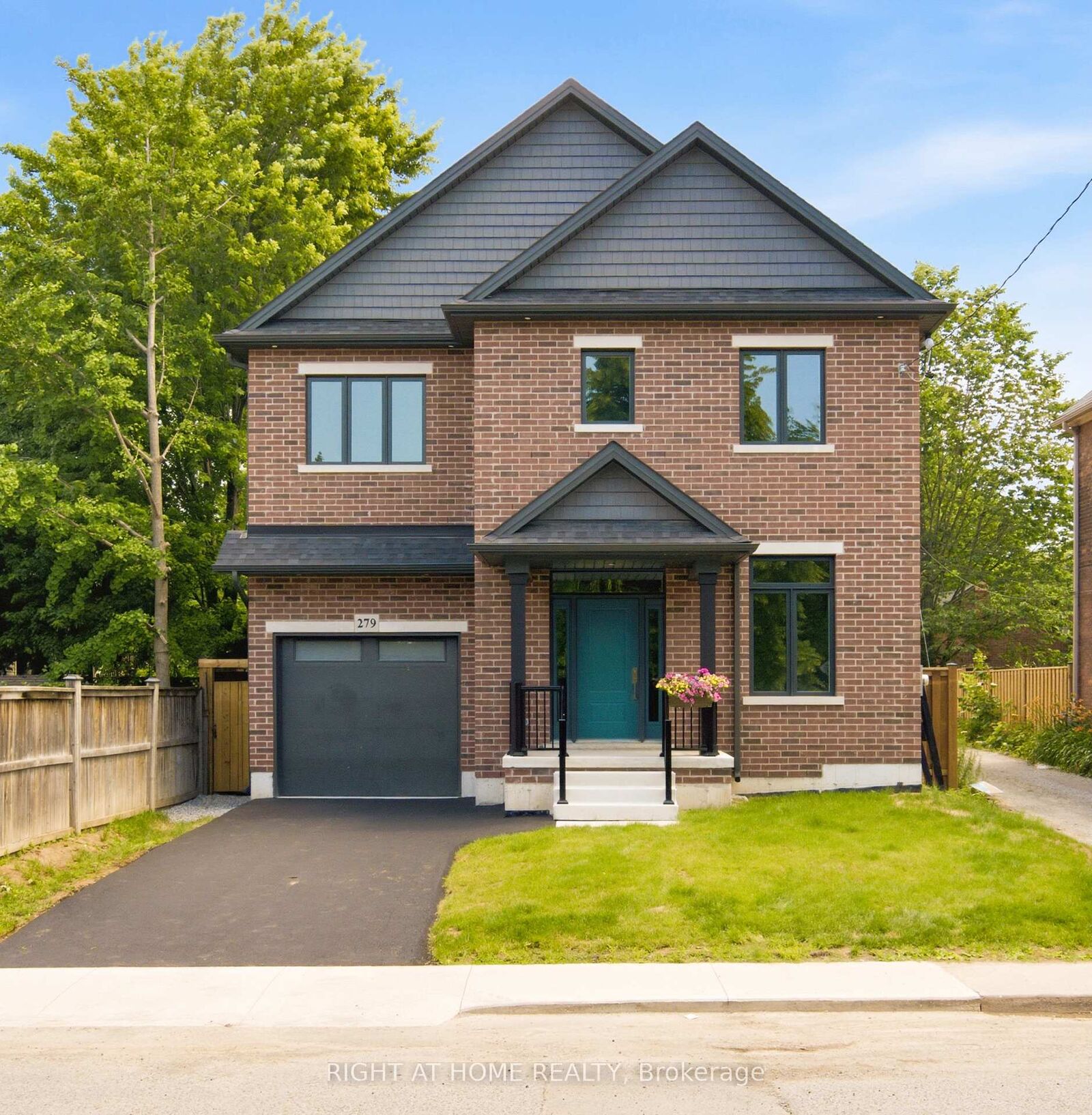 Property Photo: 279 Hess Street S ON L8P 3P6