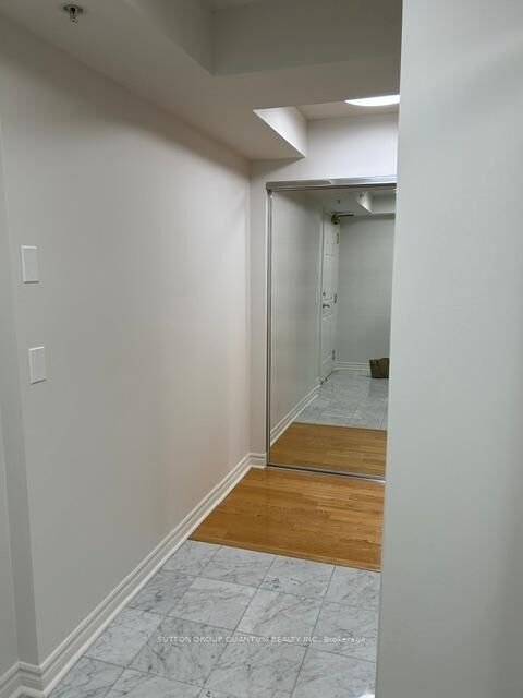 Property Photo:  350 Princess Royal Drive 1103  ON L5B 4N1 