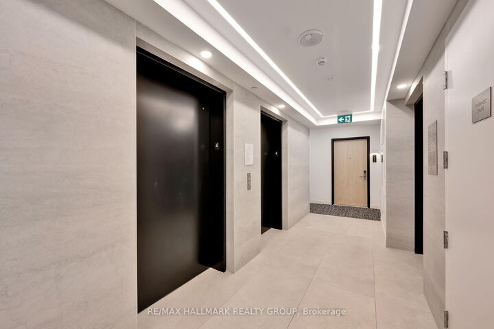 Property Photo: 340 Queen Street 2308 ON K1R 0G1