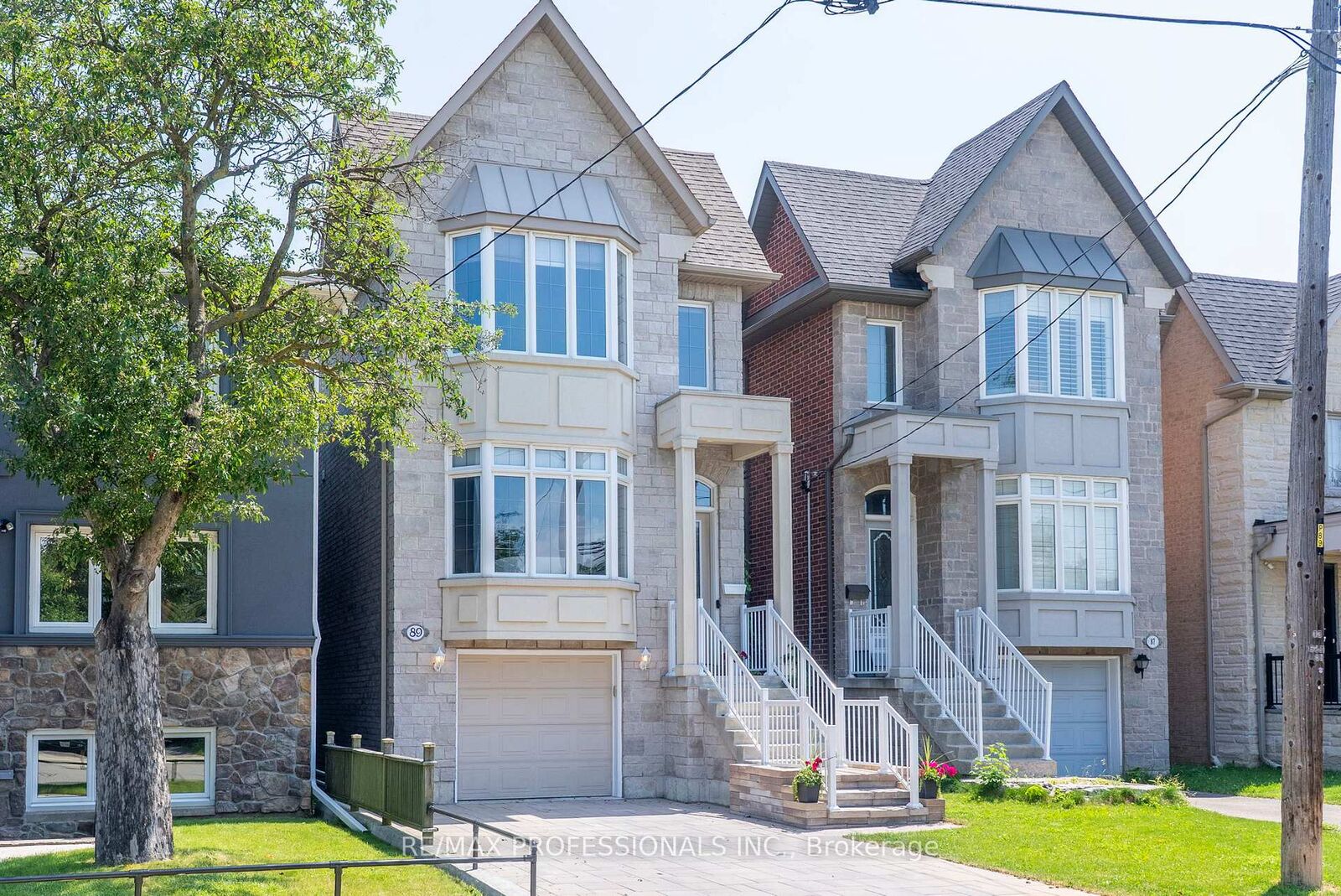 Property Photo: 89 Twenty Second Street ON M8V 3M3