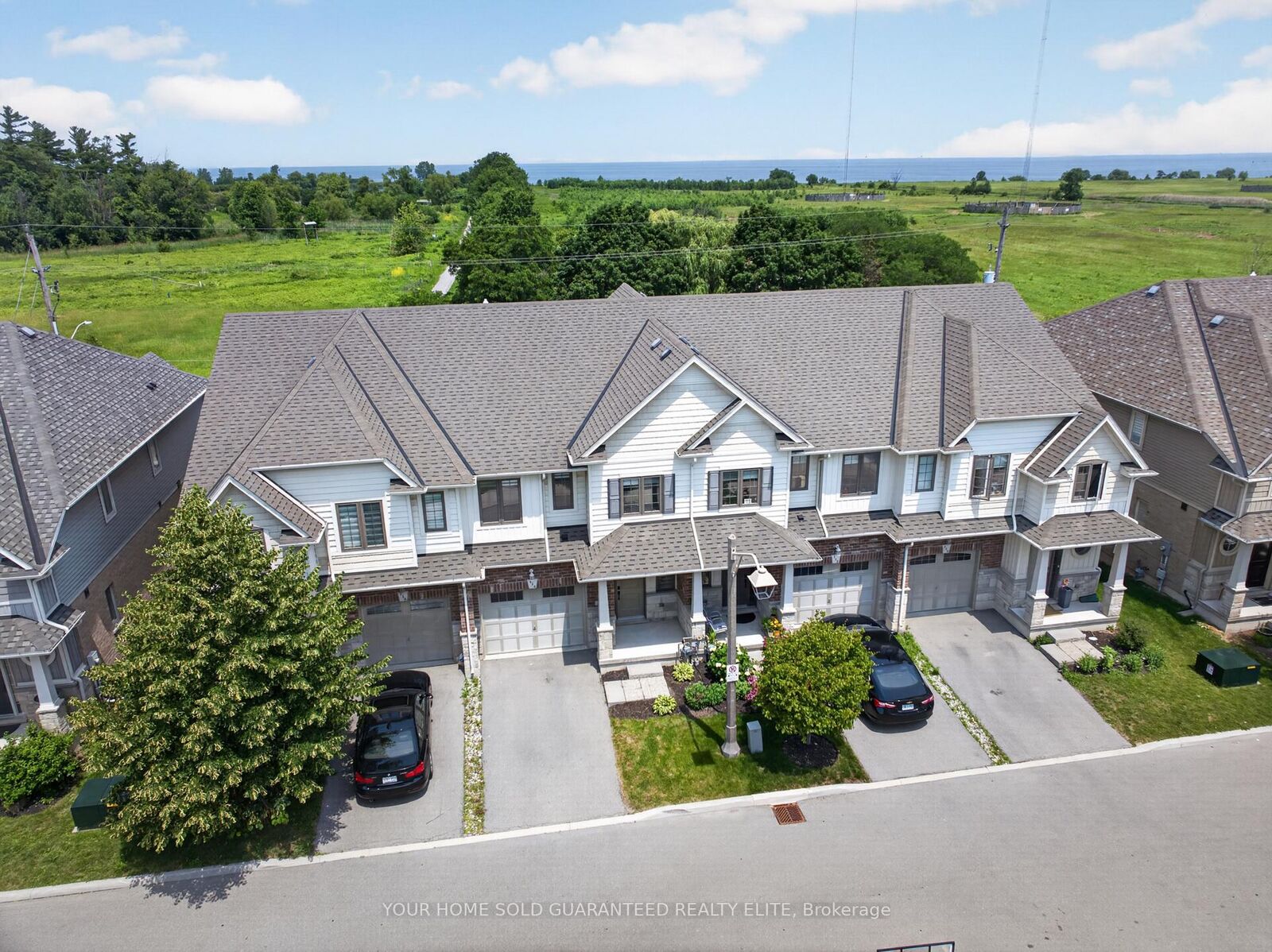 Property Photo:  114 Dunrobin Lane  ON L3M 0H4 