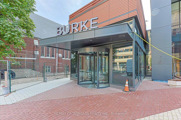 Property Photo:  609 Sherbourne Street 2801  ON M4X 0A4 