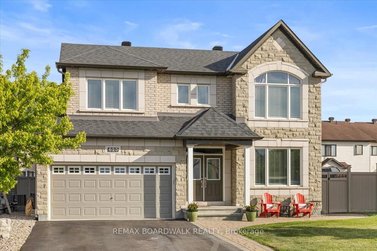 Property Photo:  623 Capuchon Way  ON K4A 0W2 