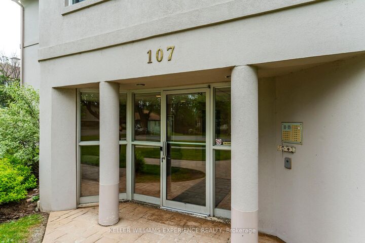 Property Photo: 107 Bond Street 208 ON L3V 1J7