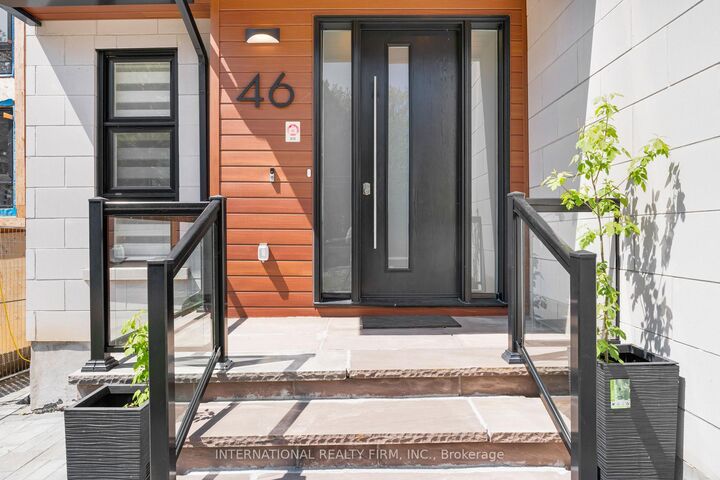 Property Photo: 46 Sunnypoint Crescent ON M1M 1B9