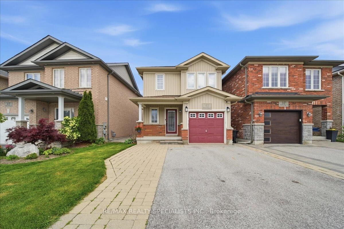 Property Photo:  41 Armstrong Crescent  ON L3Z 0L1 