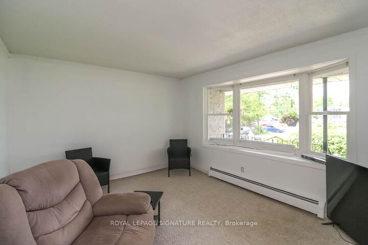 Property Photo:  1729 Mosley Street  ON L9Z 1Z8 