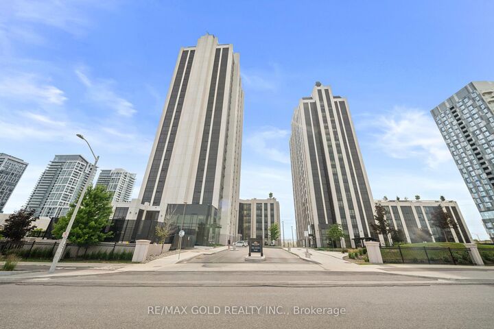 Property Photo: 9075 Jane Street 618 ON L4K 0L7