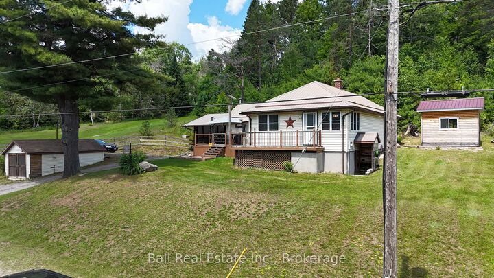 Property Photo: 1123 Harcourt Road ON K0L 1X0
