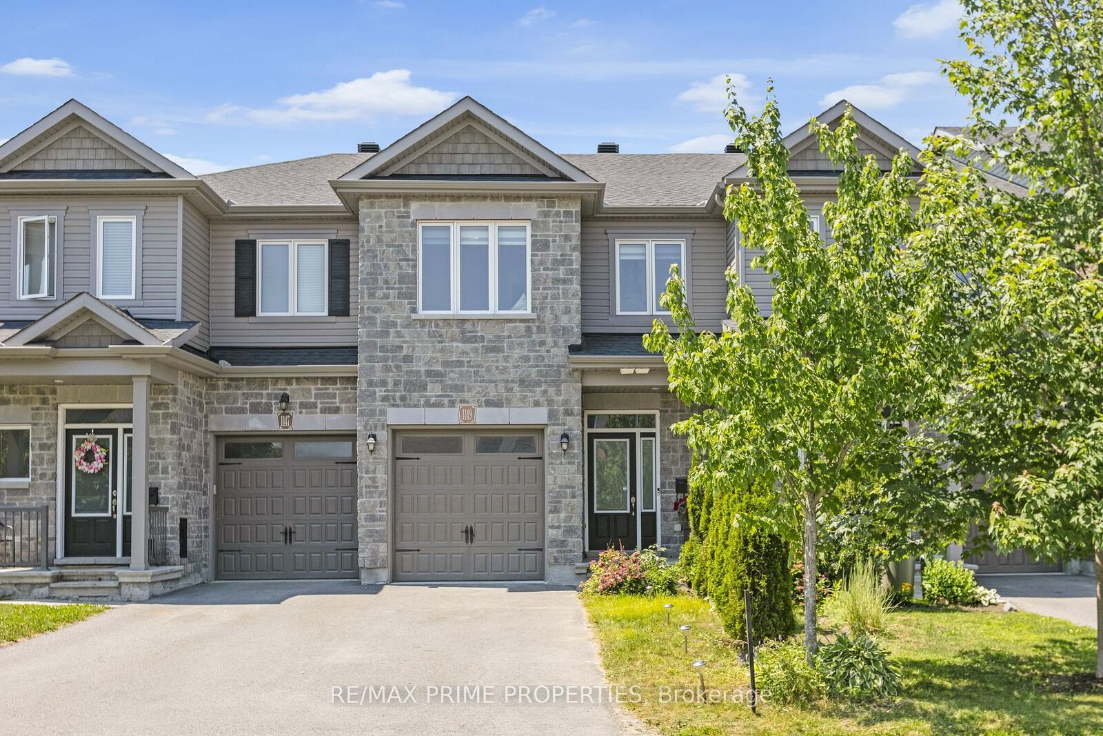 Property Photo: 1149 Beckett Crescent ON K2S 0Z2