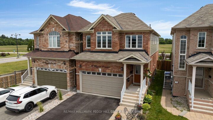 15 Wagner Crescent — photo 1