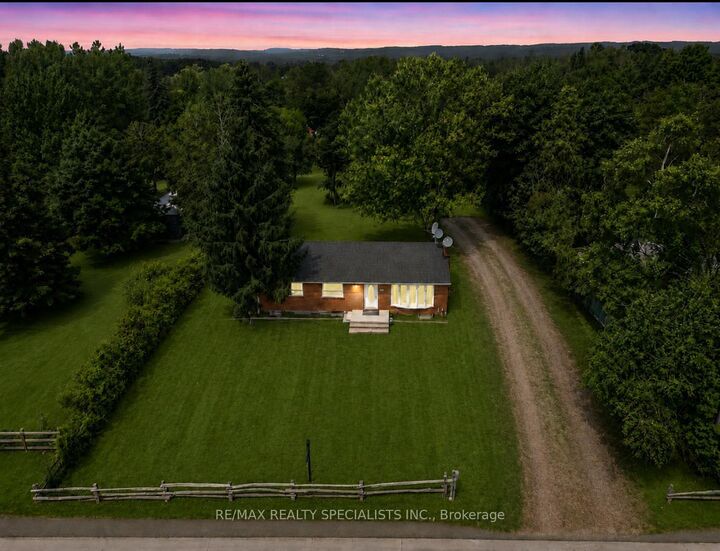 Property Photo:  4886 Olde Base Line Road  ON L7C 0J9 