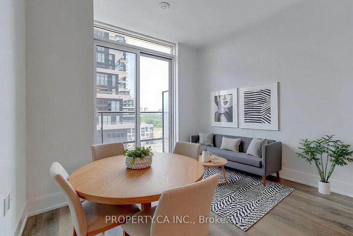Property Photo: 10 Inn On The Park Drive 705 ON M3C 0P9