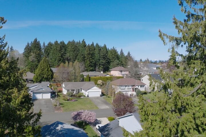 Property Photo:  2188 Cardinal Pl  BC V9M 3G2 