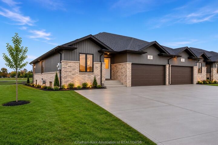 Property Photo: 27 Cornerstone Place ON N7M 0V8