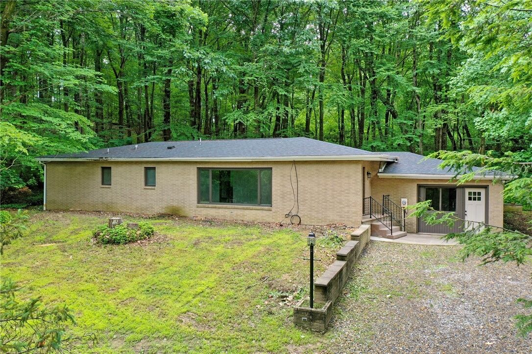 Property Photo: 1156 Cole Rd PA 15613