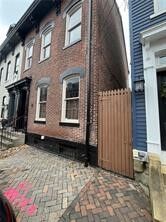 Property Photo:  617 Avery St  PA 15212 