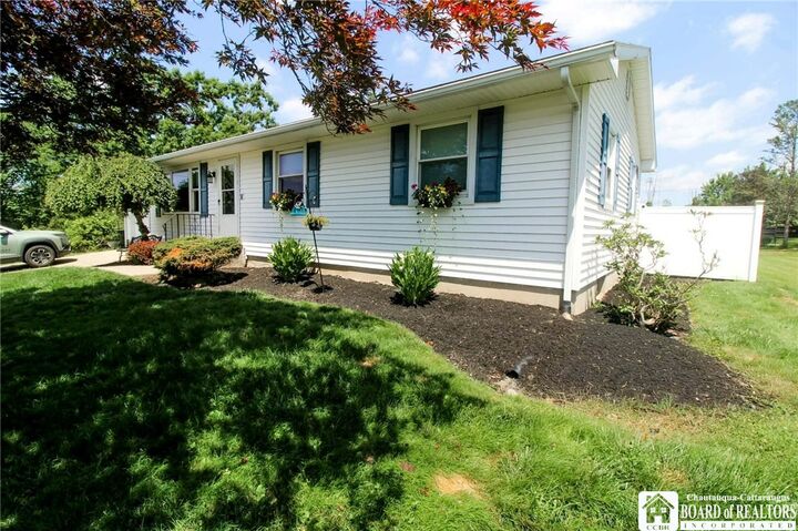 Property Photo:  55 Vinnie Street  NY 14701 