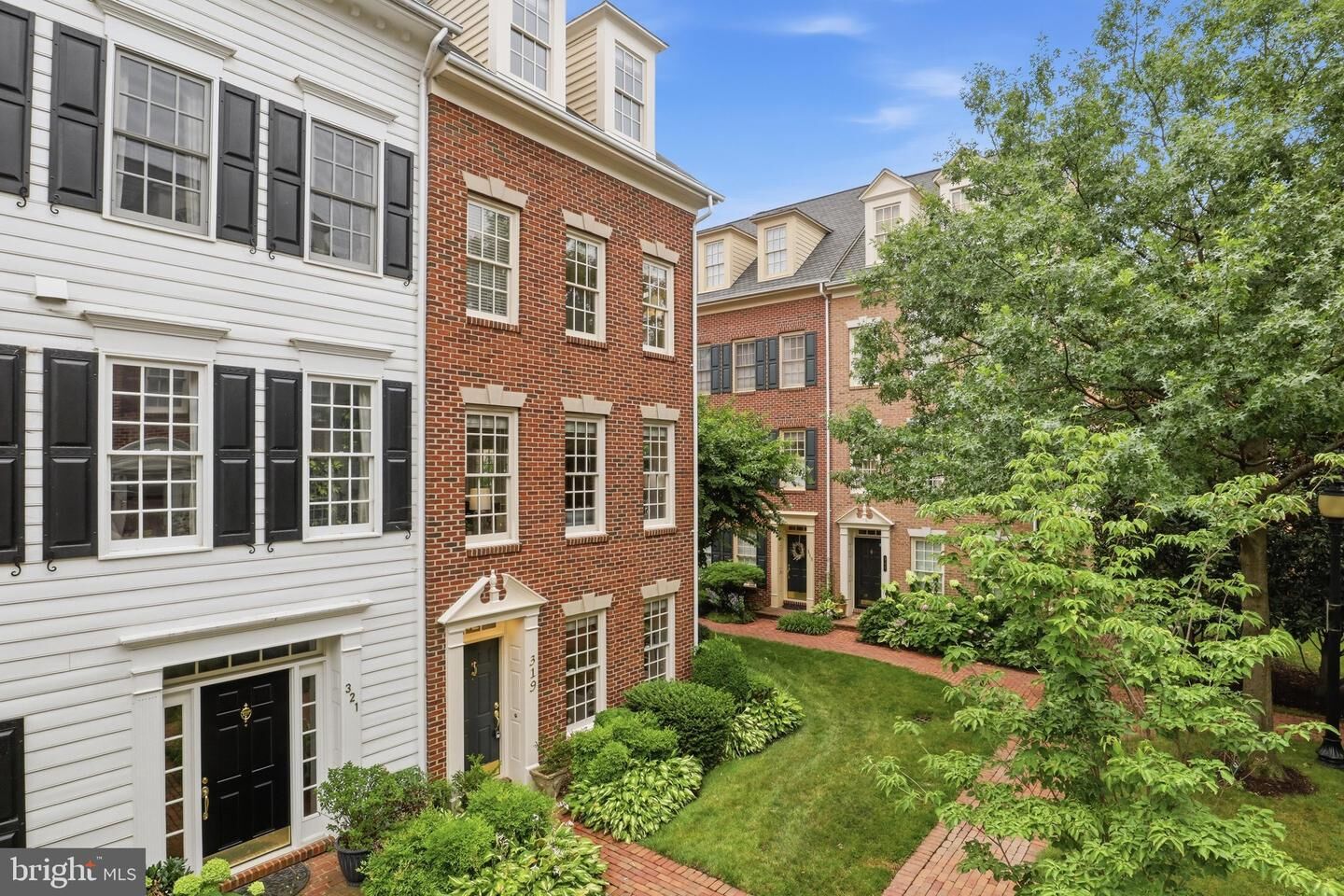 Property Photo: 319 S Fayette Street VA 22314