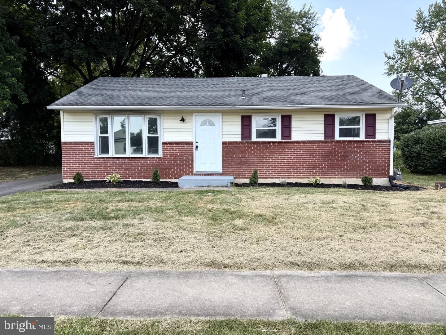 Property Photo:  3807 N Sylvan Drive  PA 17402 