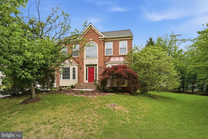 Property Photo:  6355 Willowfield Way  VA 22150 