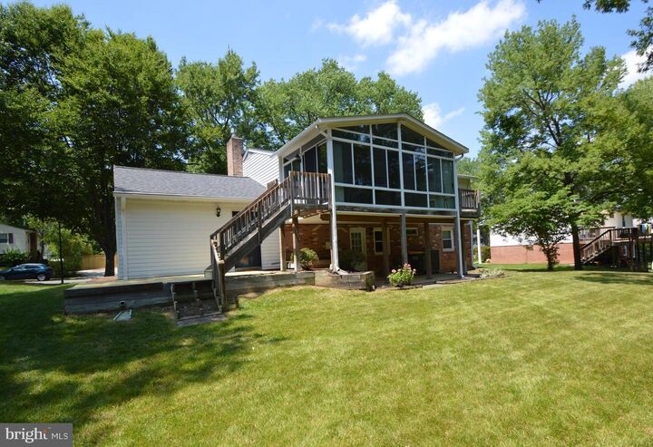 Property Photo: 6411 Whippany Way VA 22015