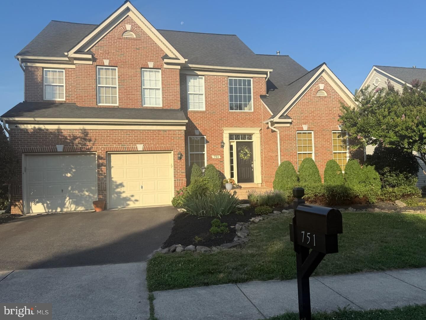 Property Photo:  751 Bonnie Ridge Drive NE  VA 20176 