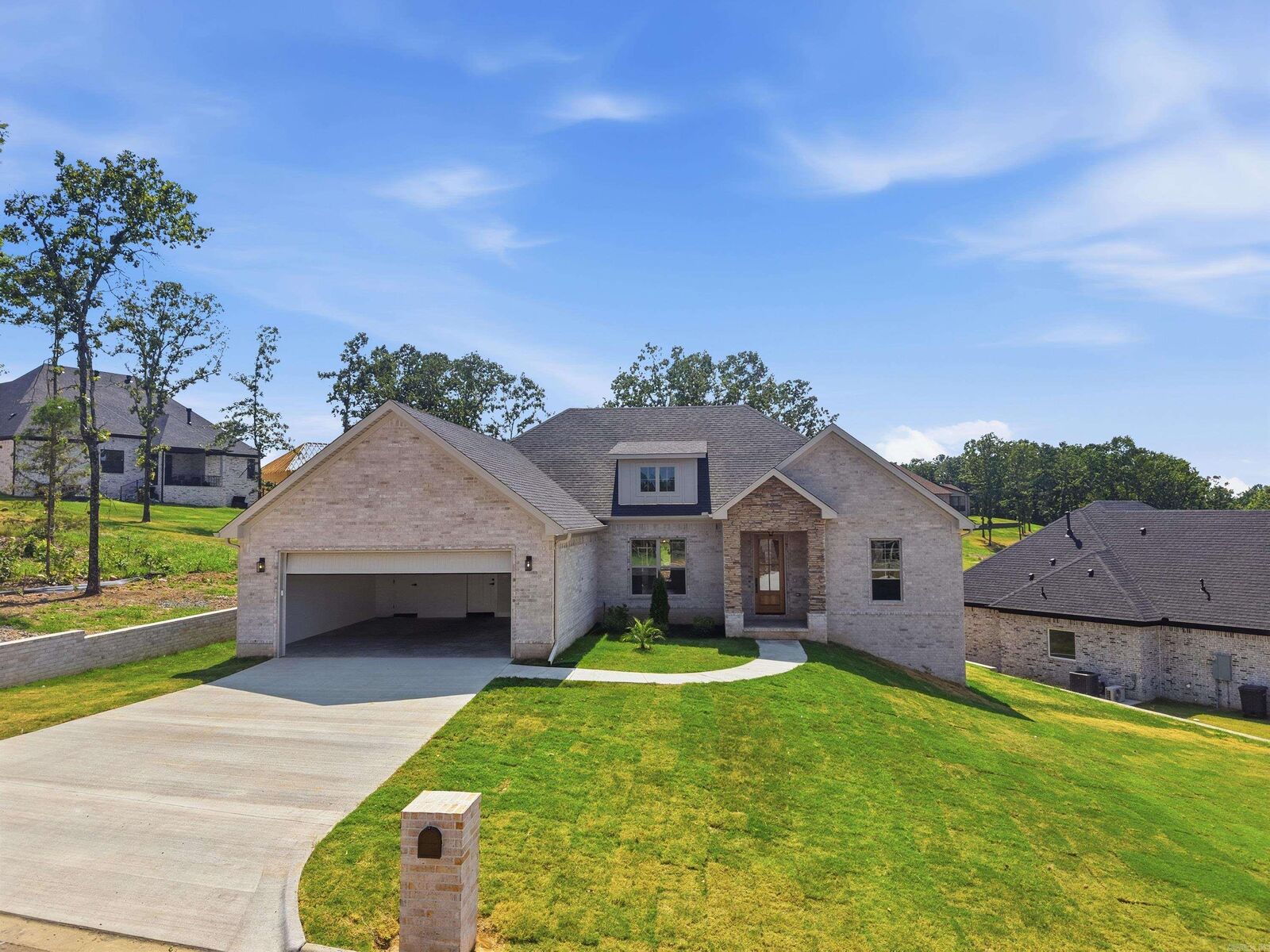 Property Photo:  509 Valley Oak Drive  AR 72120 