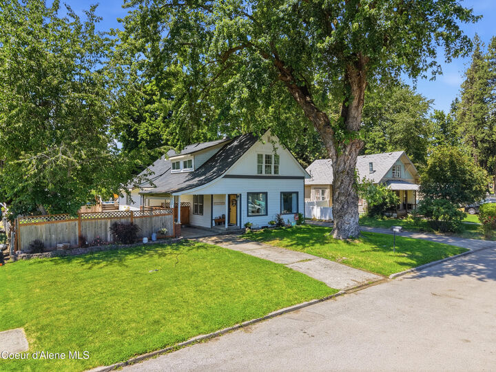Property Photo:  1007 N B St  ID 83814 