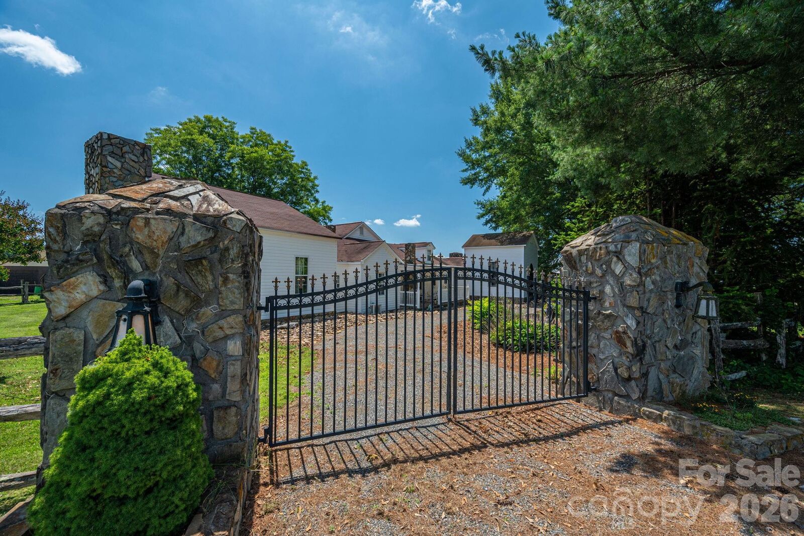 Property Photo: 1387 George Brown Road NC 28033