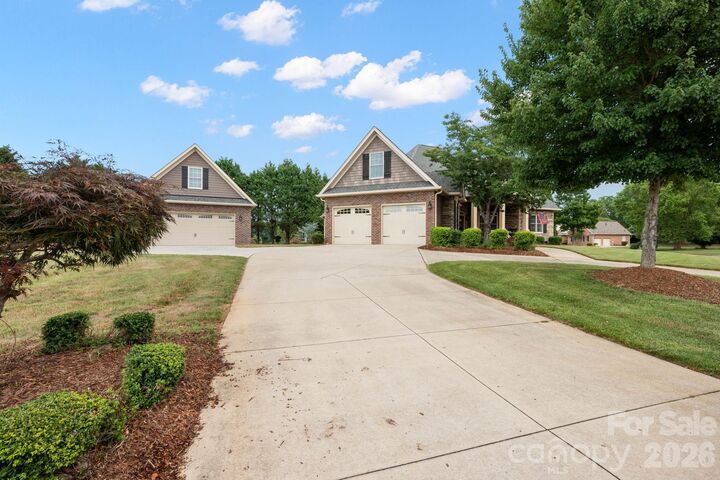 Property Photo: 708 Cedar Hill Drive NC 28152
