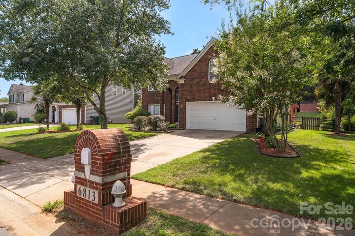 Property Photo: 6813 Neuhoff Lane NC 28269