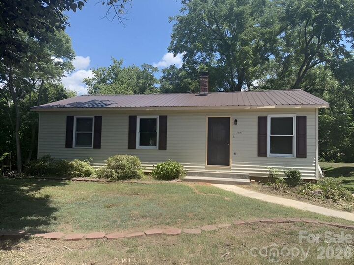 Property Photo:  104 Whitley Road  NC 28655 