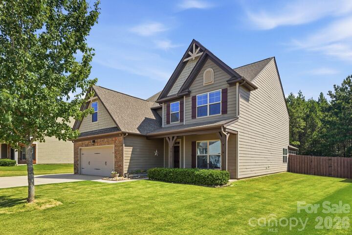 Property Photo: 5917 McClintock Drive NC 28037