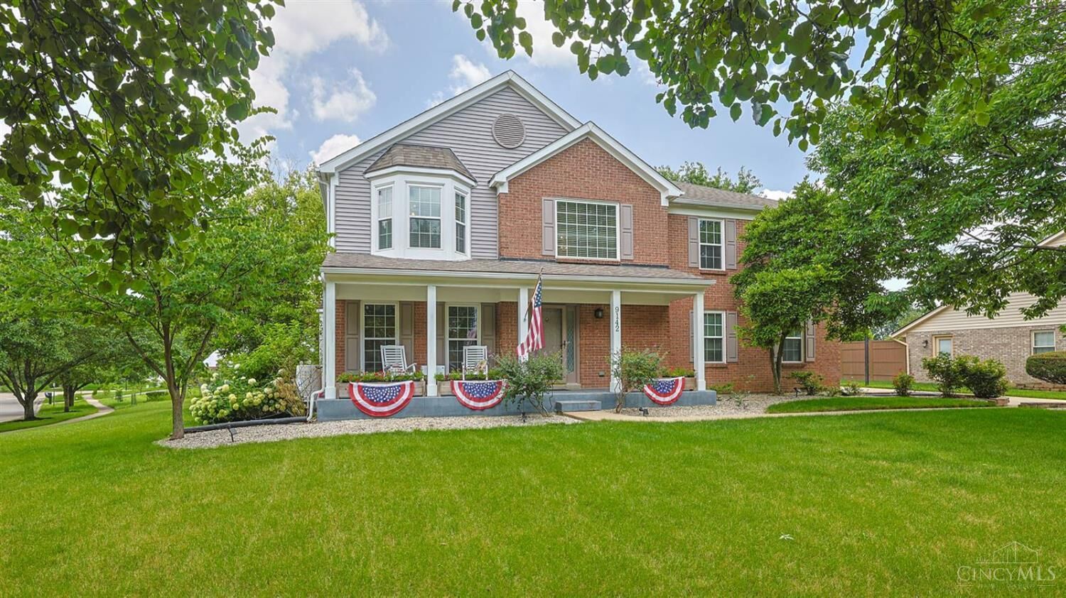 Property Photo:  9142 Knightsridge Lane  OH 45040 
